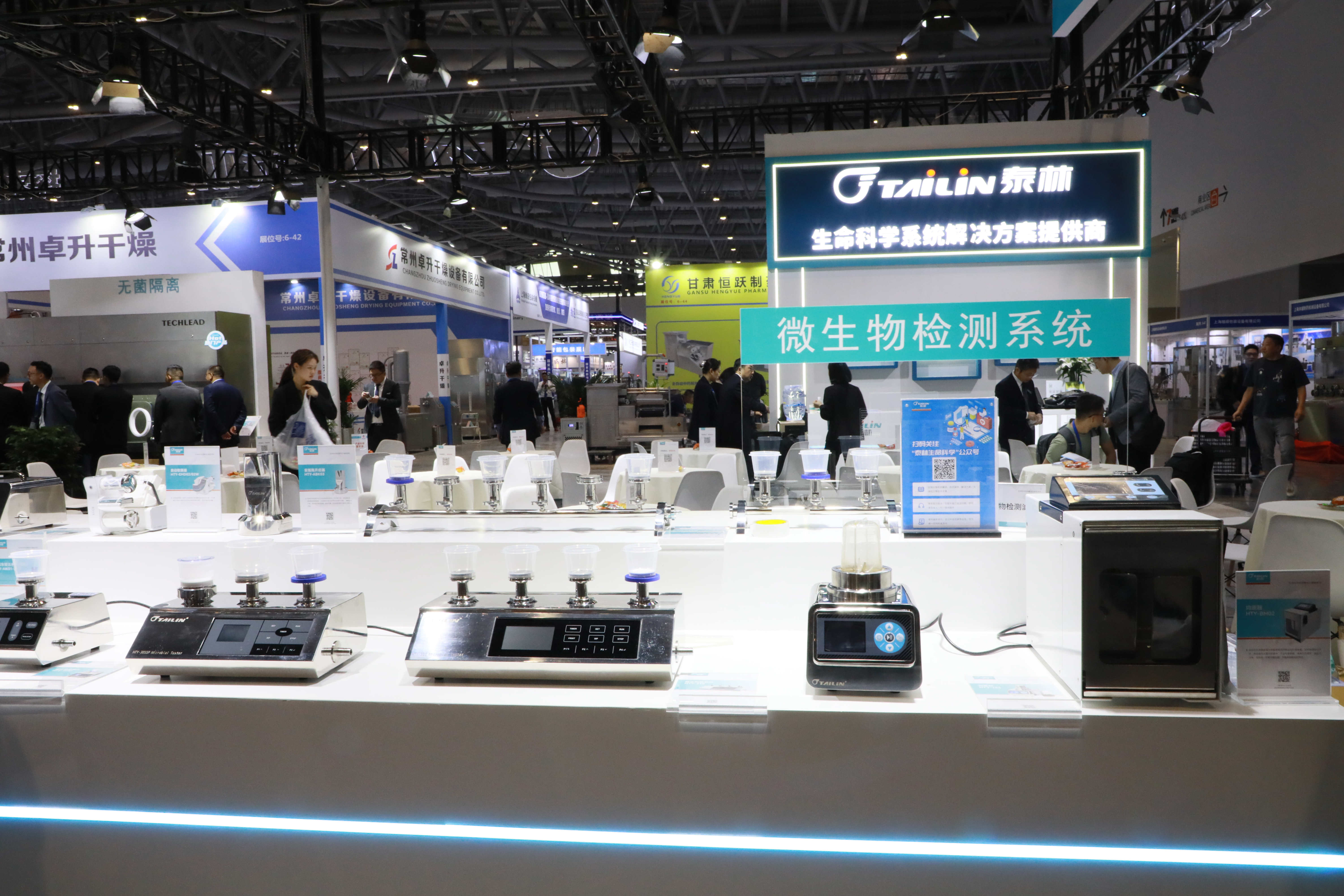 16999459188425779fHq.jpg EF1A0653-opq635934343.jpg